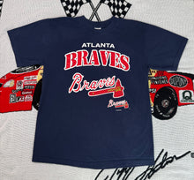 Load image into Gallery viewer, Vintage “Atlanta Braves” T-Shirt