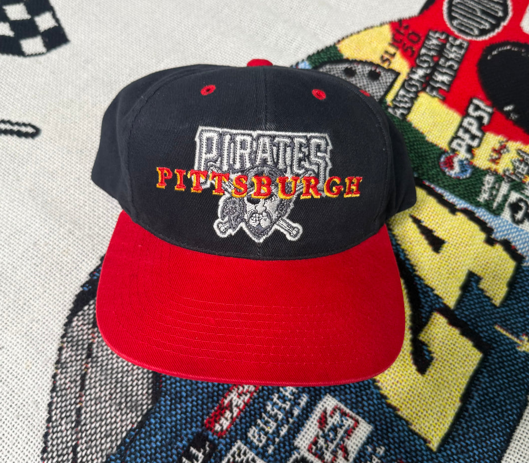 Vintage “Pittsburgh Pirates” Snapback