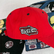 Load image into Gallery viewer, Vintage “University of Georgia Bulldogs” Hat
