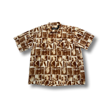 Load image into Gallery viewer, Vintage “Pelle Pelle” Button Down Shirt