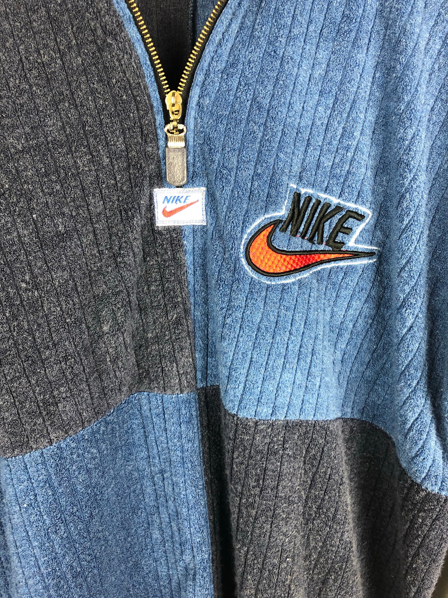 Nike clearance colorblock sweater