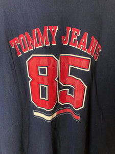 Vintage “Tommy Hilfiger 85” T-Shirt