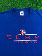 Load image into Gallery viewer, Vintage “Chicago Cubs” T-Shirt